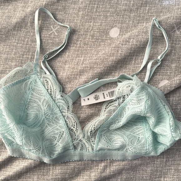 Aritzia Talula Monterey Bralette Frosted Aquamarine Size small - Picture 2 of 4
